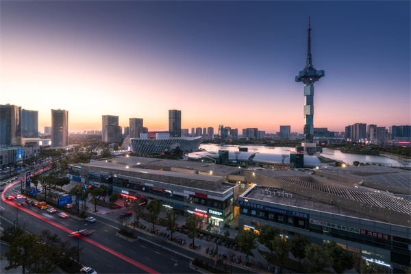 大批韩国游客飞江苏盐城打高尔夫，这什么情况？